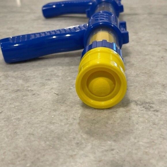 Kids Air Blaster Blue and Yellow with 5 balls - Picture 3 of 3